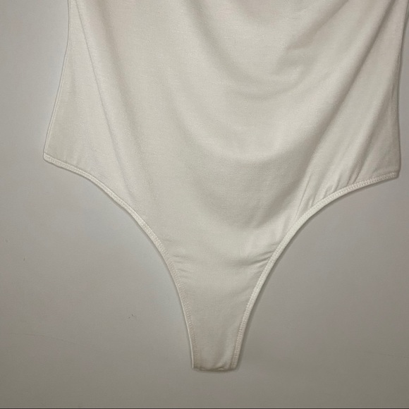NWT Socialite Square Neck Bodysuit White Small - Picture 5 of 12